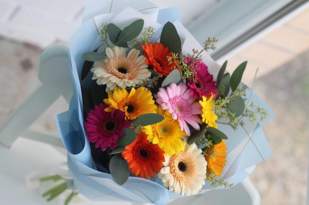 Букет цветов из: Герберы в Этоке