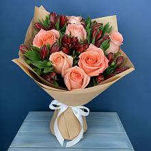 Букет цветов из:  Розы и Альстромерии в Этоке