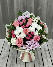 Букет цветов из:  Альстромерии, Гвоздики, Розы и Хризантемы #REPLACE_PRED# Этоке