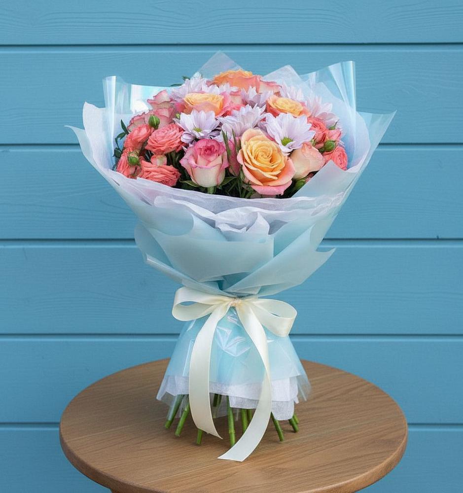 Букет цветов из: Хризантемы и Розы в Этоке