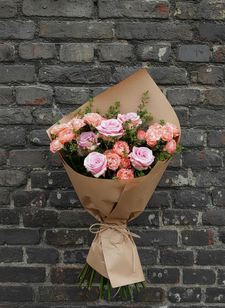 Букет цветов из: Розы в Этоке