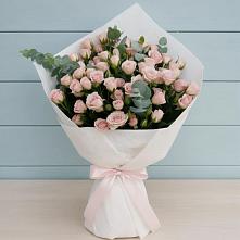 Букет цветов из:  Розы #REPLACE_PRED# Этоке