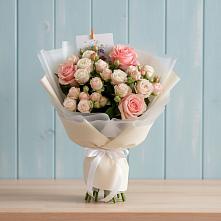 Букет цветов из:  Розы в Этоке