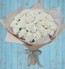 Букет цветов из:  Гвоздики в Этоке