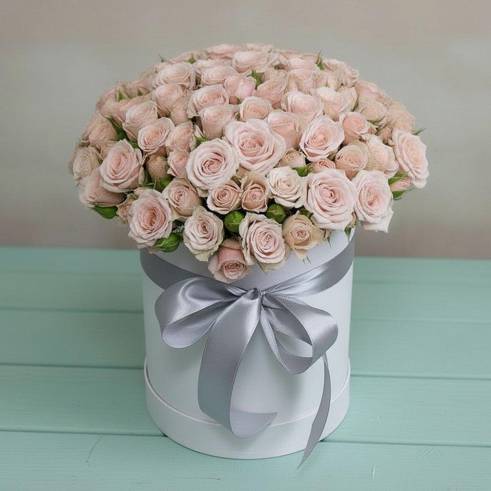 Цветочная композиция из Розы в шляпной коробке в Этоке