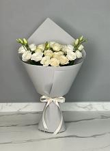 Букет цветов из:  Розы и Лизиантусы #REPLACE_PRED# Этоке